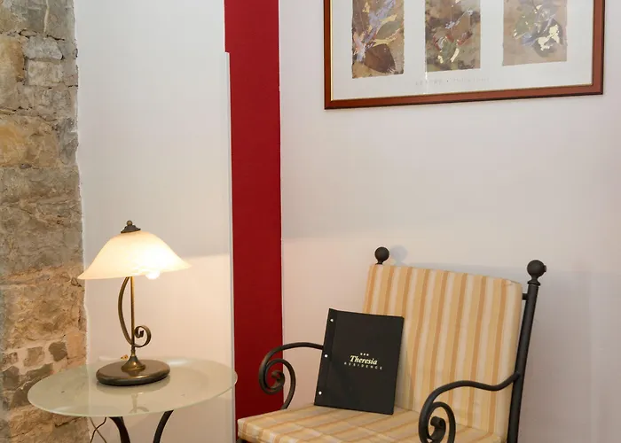 Theresia- Tailor Made Apart Otel 4*