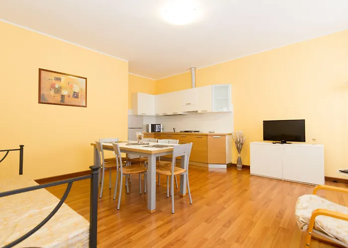 Theresia- Tailor Made Apart Otel Trieste