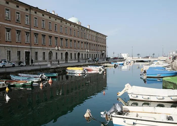 Apart Otel Theresia- Tailor Made Trieste