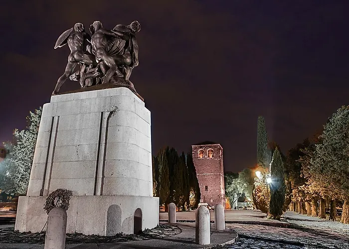 Theresia- Tailor Made Apart Otel