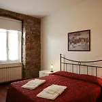 特蕾西娅泰勒公寓式酒店 公寓式酒店