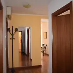 特蕾西娅泰勒公寓式酒店