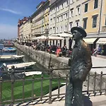 特蕾西娅泰勒公寓式酒店 公寓式酒店 4*