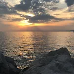 特蕾西娅泰勒公寓式酒店 的里雅斯特