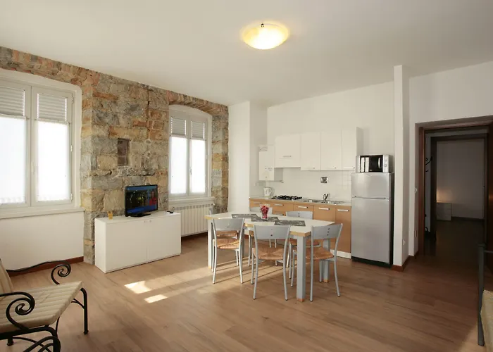 Theresia- Tailor Made Trieste