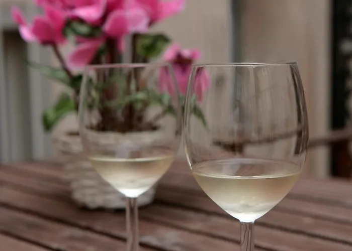 Theresia- Tailor Made Lägenhetshotell